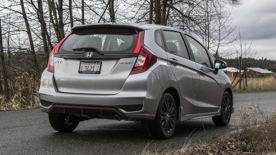  Honda Fit Sport 2017 года  (NA) (фото 53 из 71)